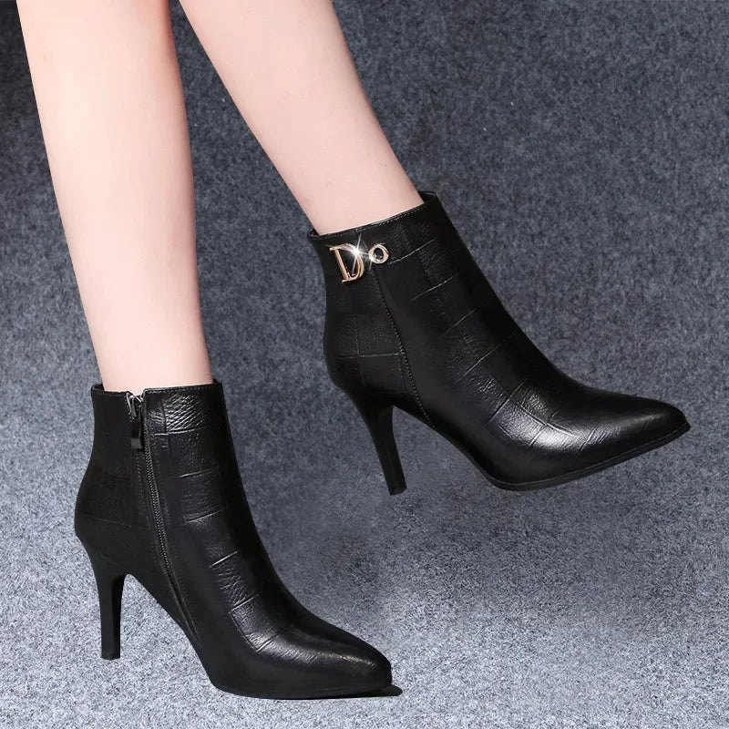 Women’s Boots 166