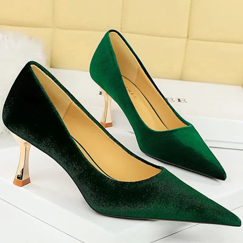 Women’s Heels 145