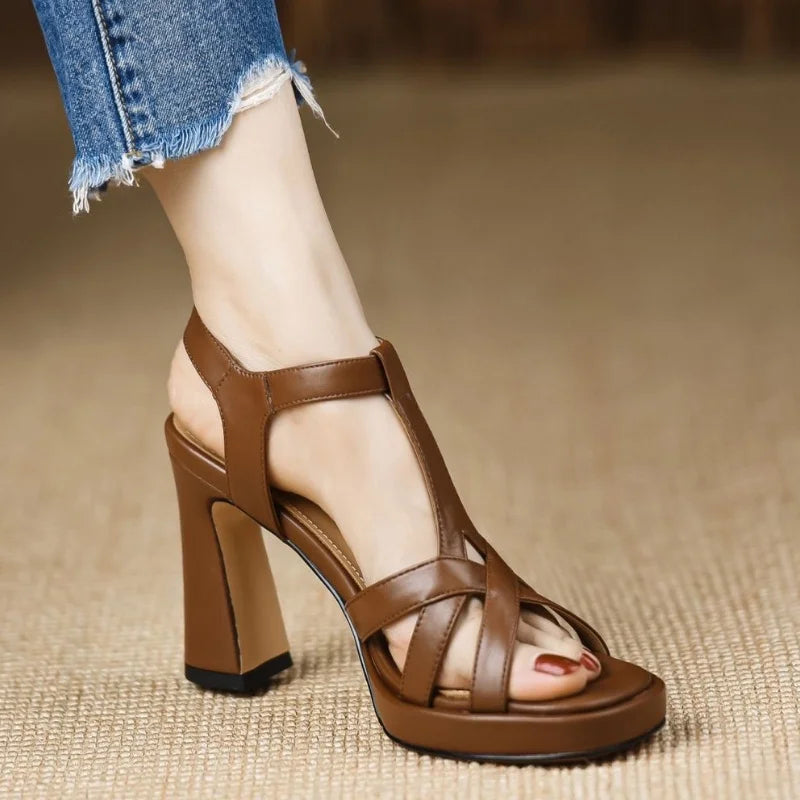 Women’s Heels 220