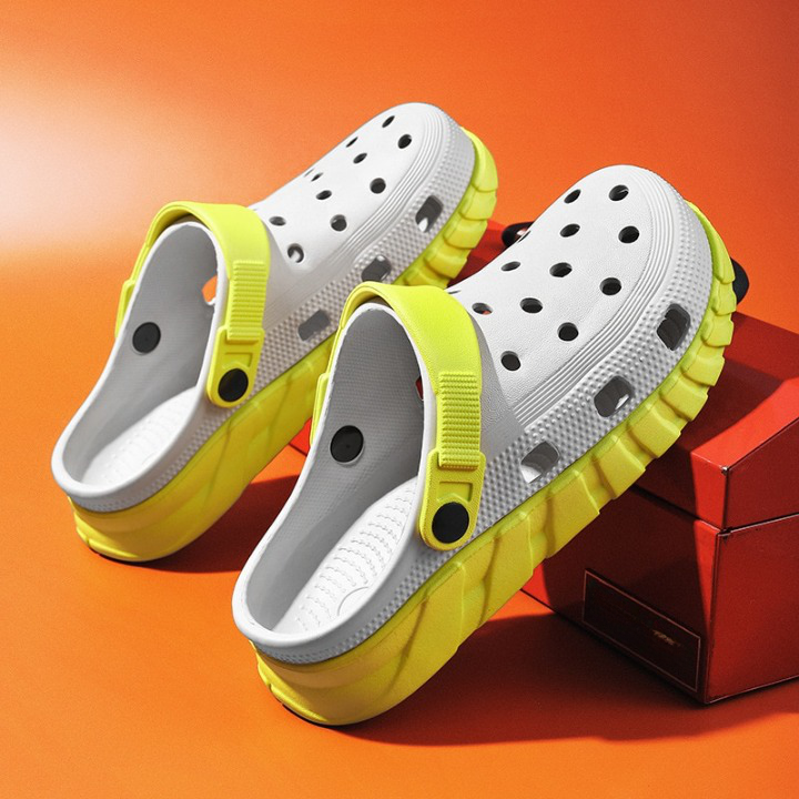 Men’s Slippers 102