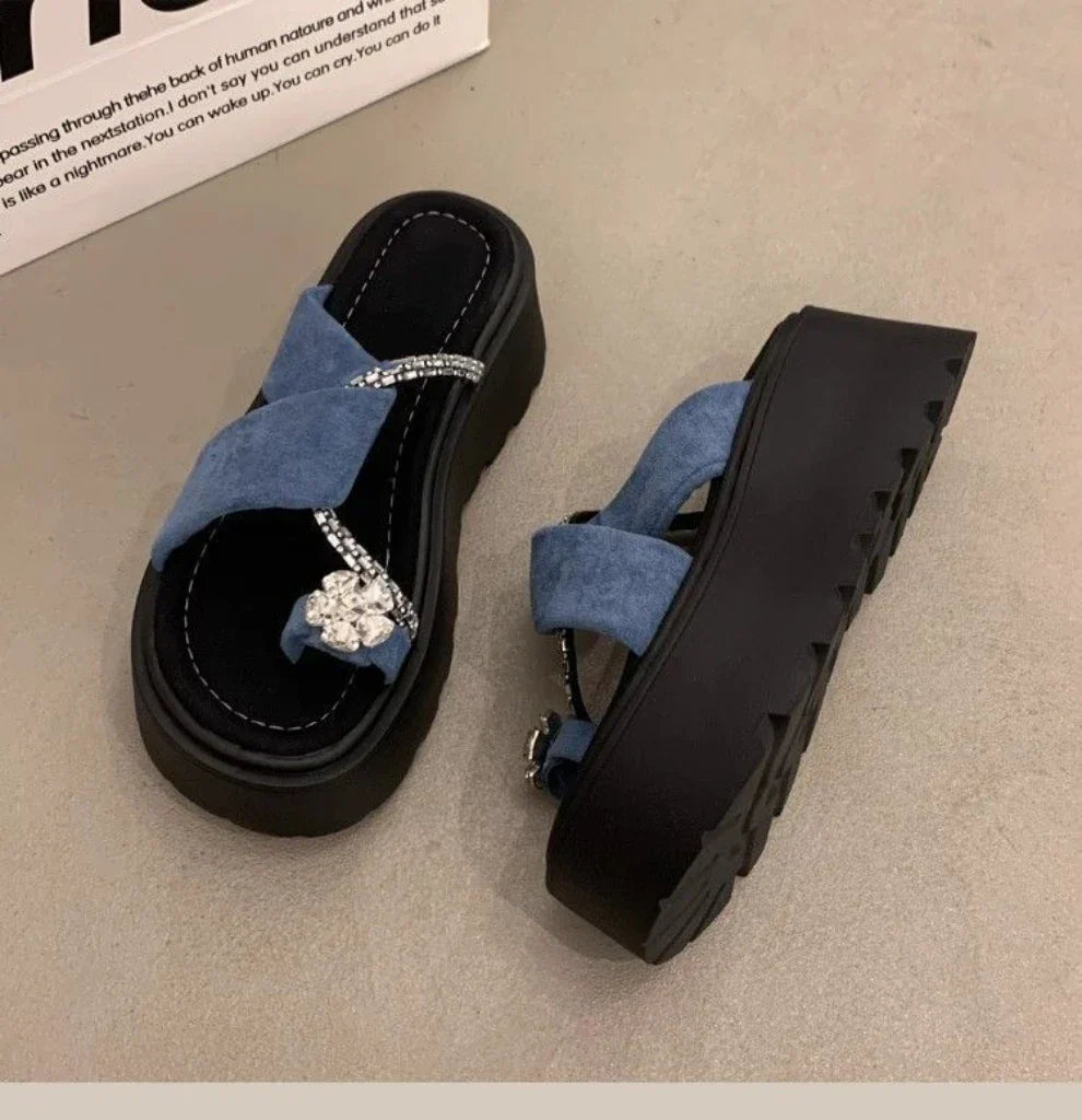 Women’s Slippers 250