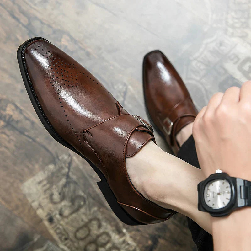 Men’s Sandals 640