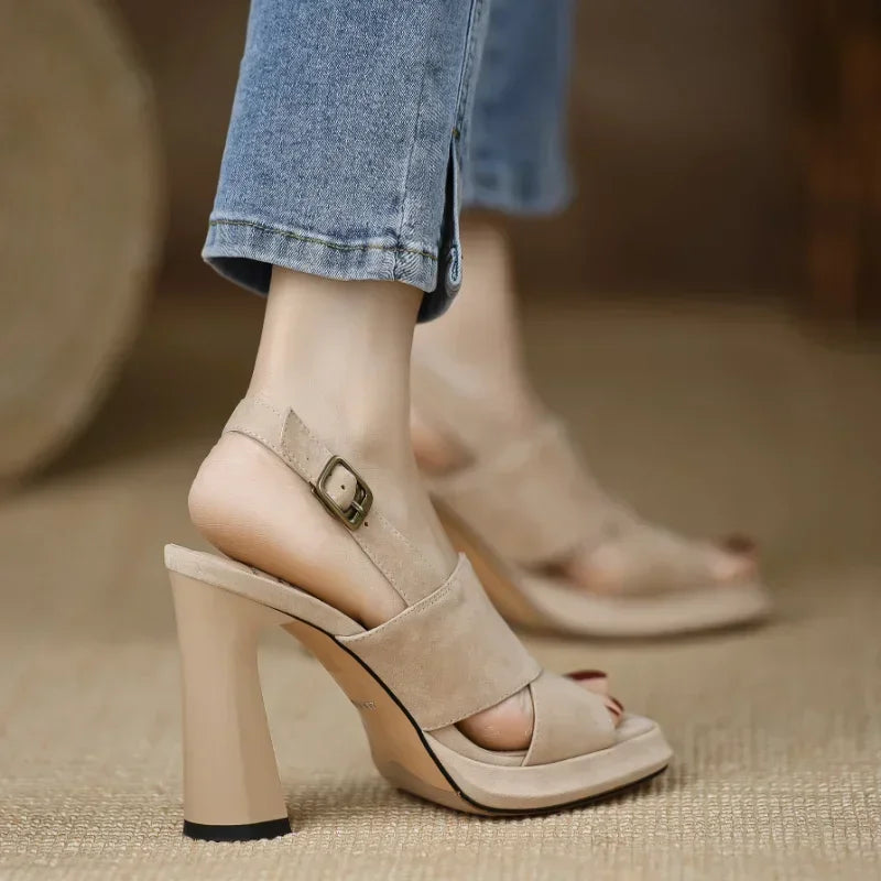 Women’s Heeled Sandals 140