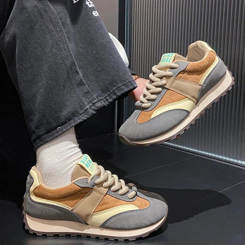 Women’s Sneakers 134