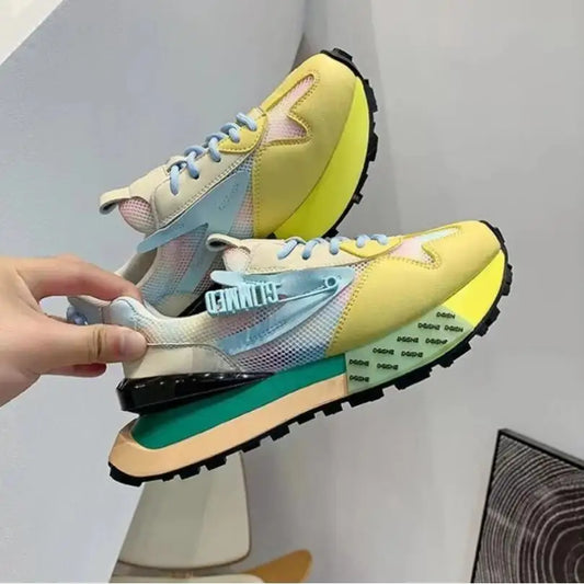 Women’s Sneakers 130