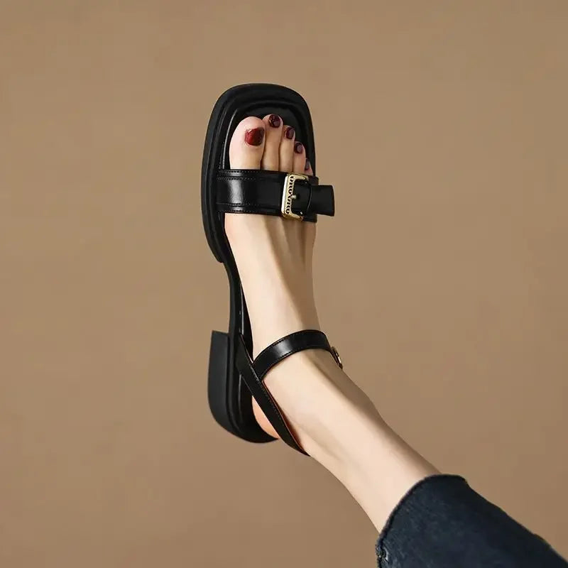 Women’s Sandals 183