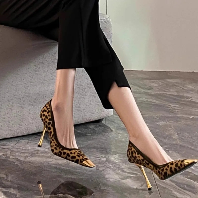 Women’s Heels 162