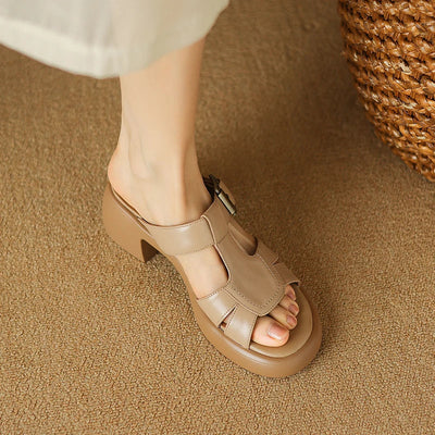 Women’s Sandals  165