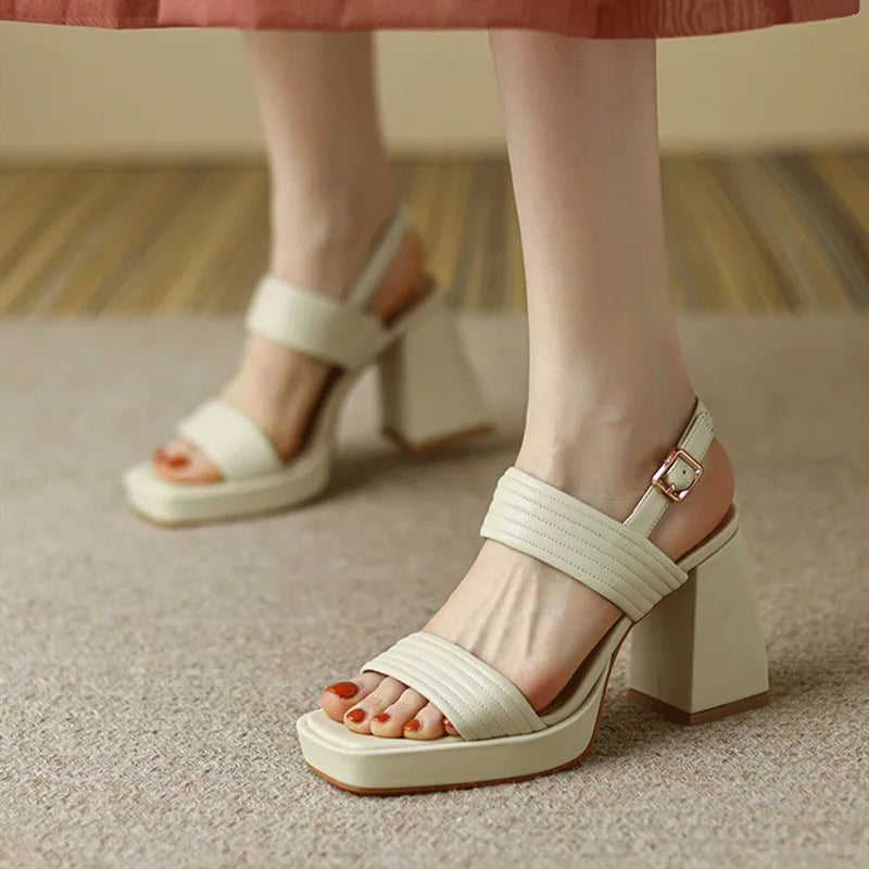 Women’s Sandals 180