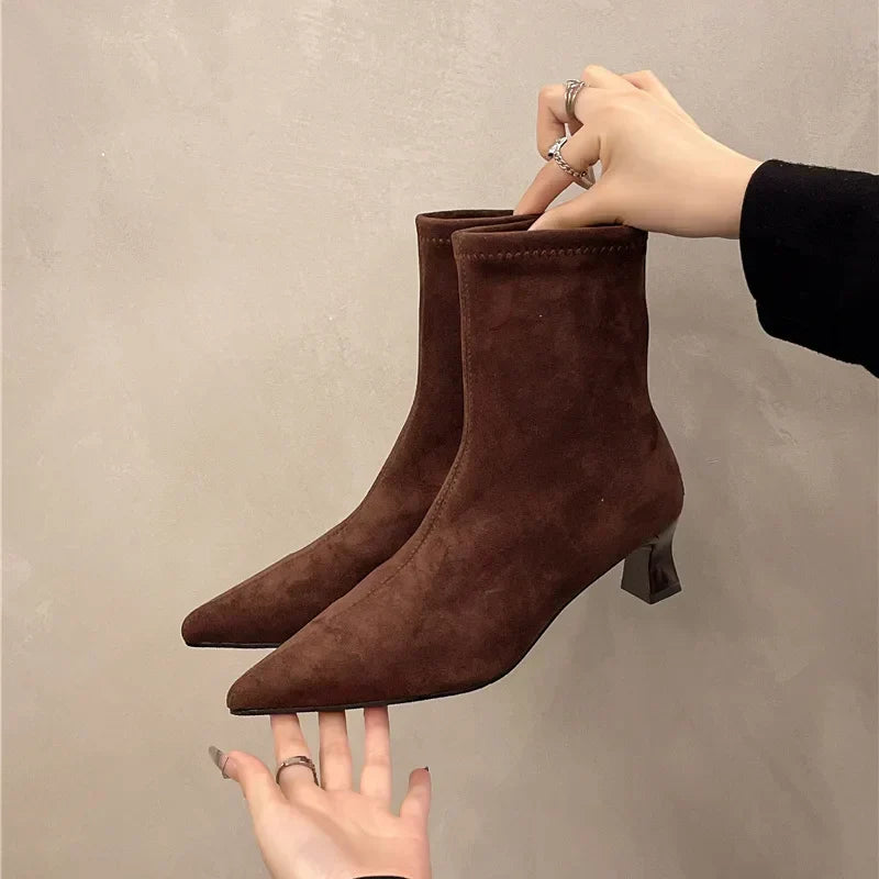 Women’s Boots 142