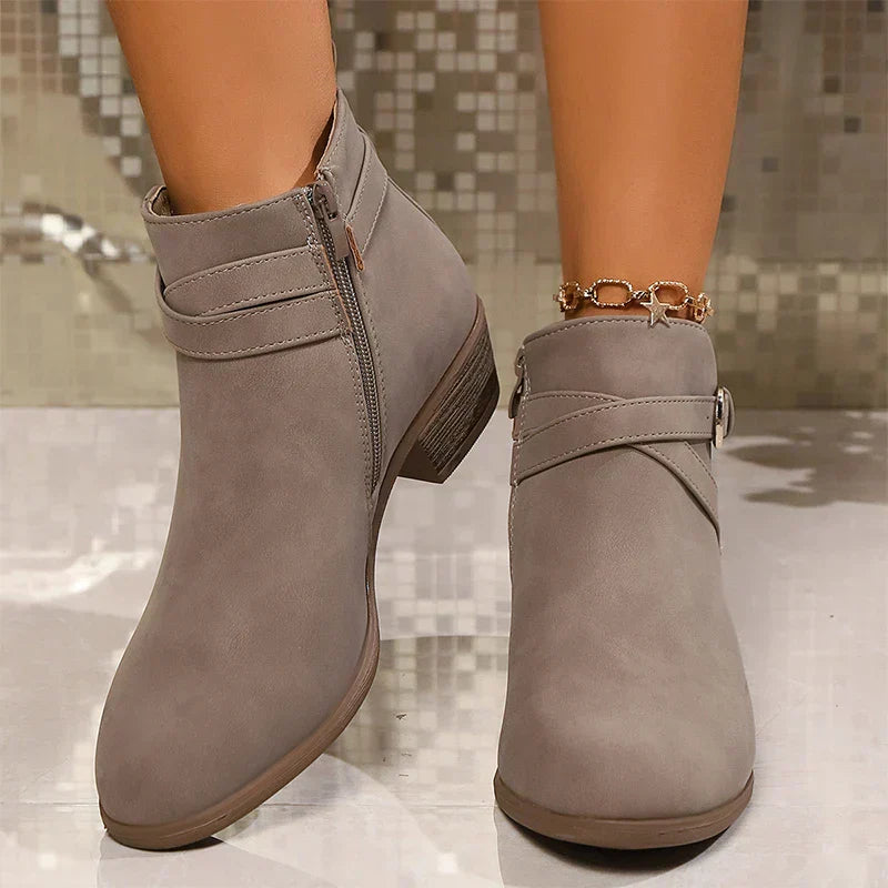 Women’s Boots 130