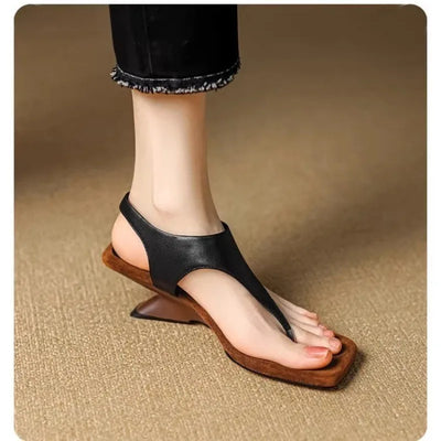 Women’s Sandals 307