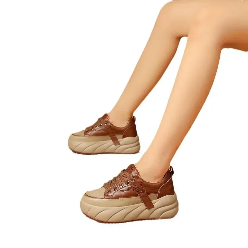 Women’s Sneakers 137