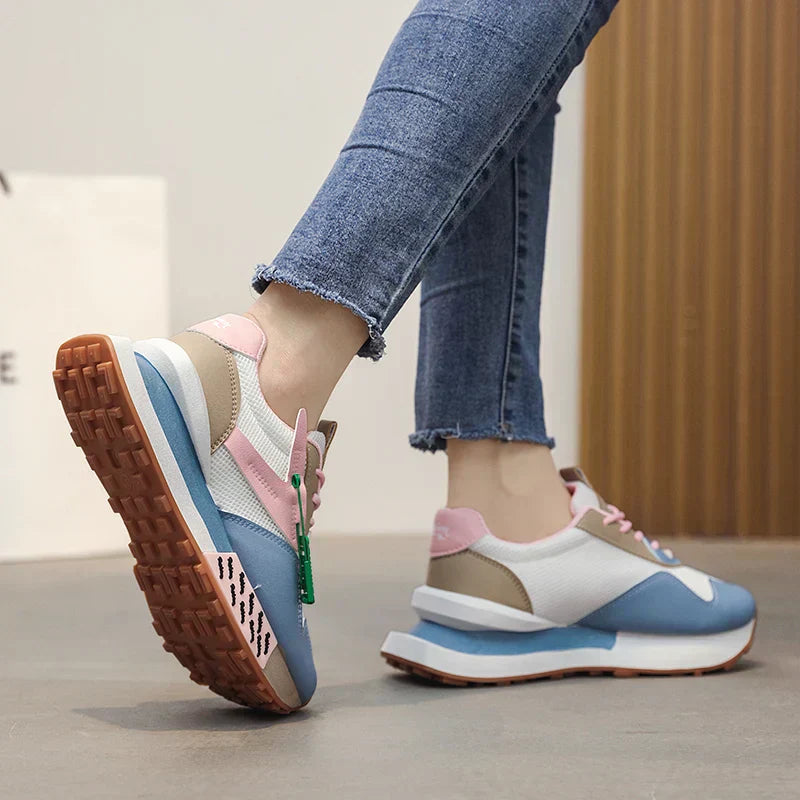 Women’s Sneakers 131