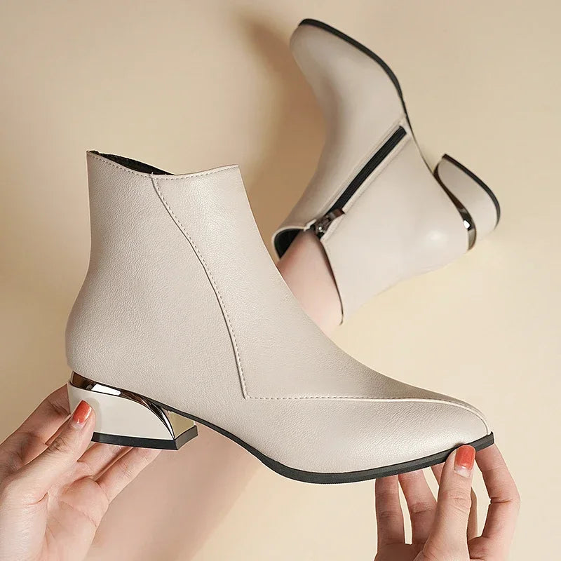 Women’s Boots 172