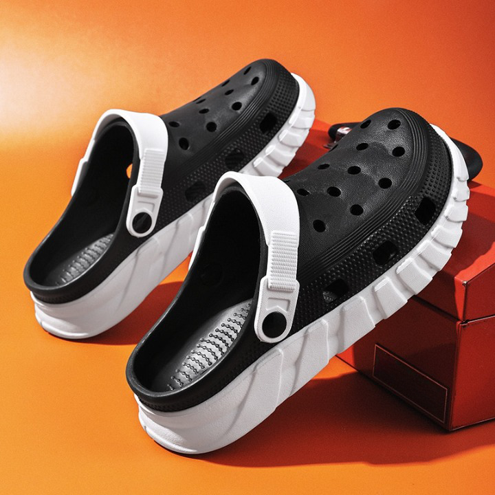 Men’s Slippers 102