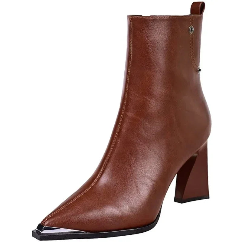 Women’s Boots 154