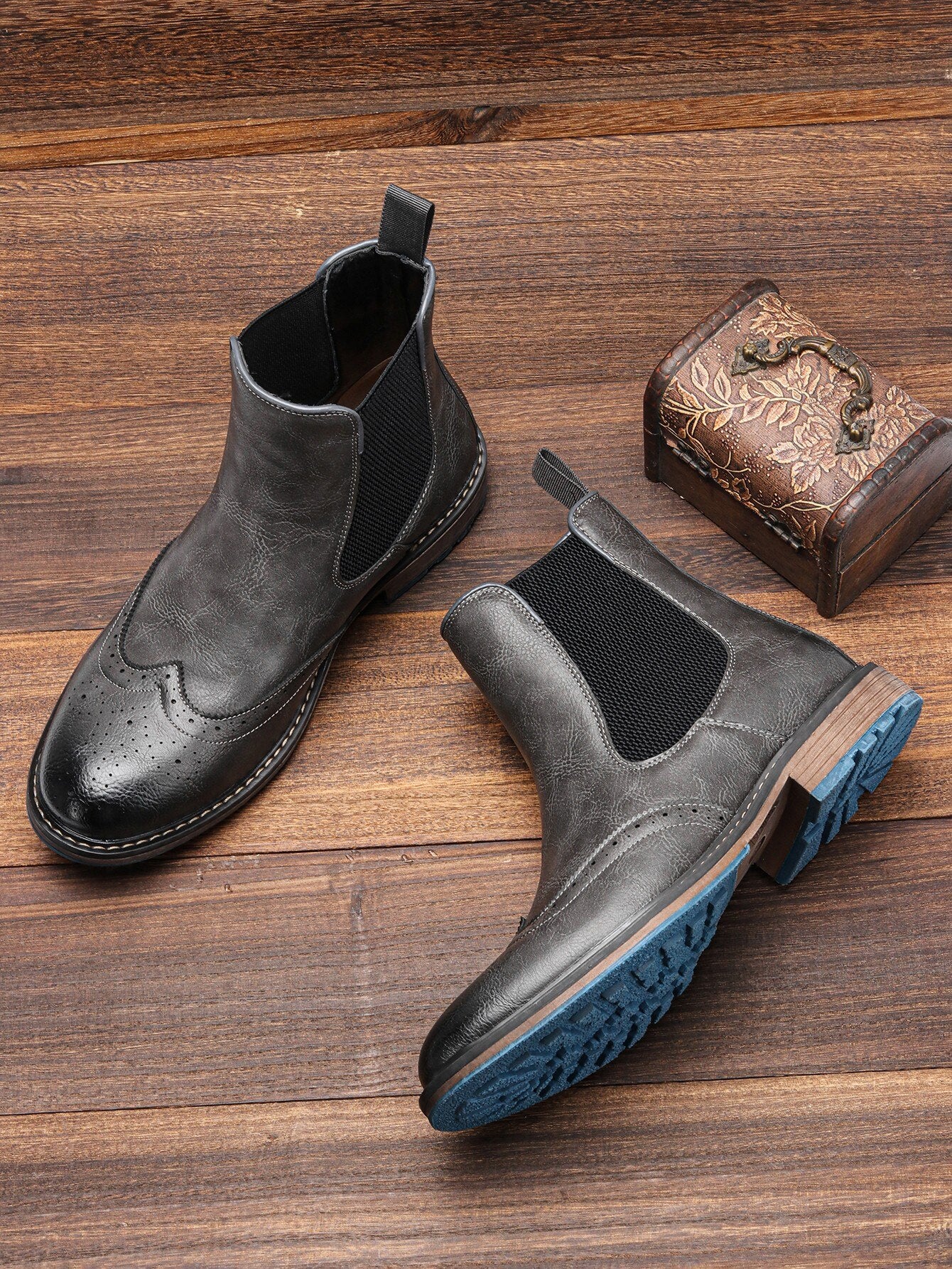 Men’s Boots 235