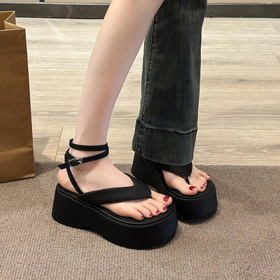 Women’s Sandals 242