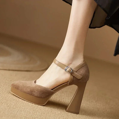 Women’s Heels 186