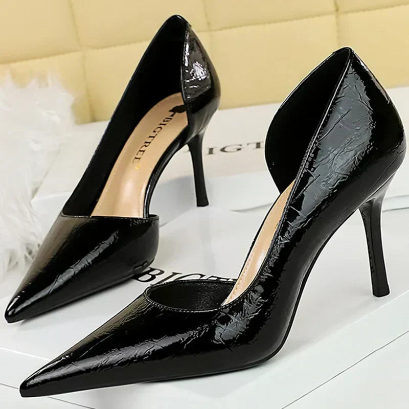 Women’s Heels 169