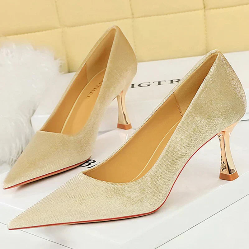 Women’s Heels 145