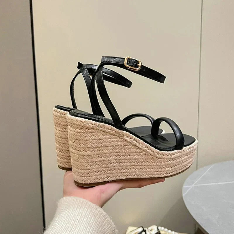 Women’s Heels 275