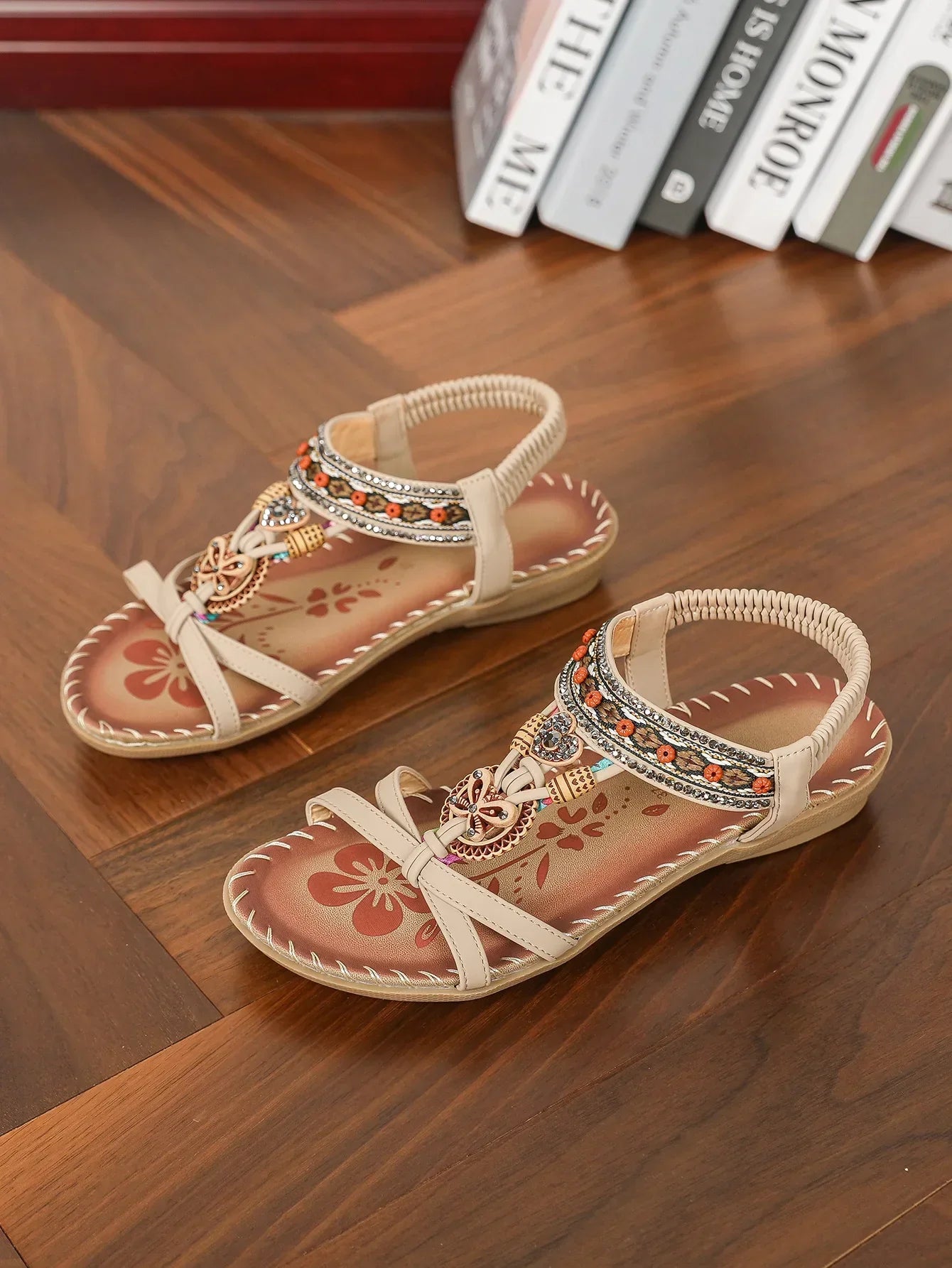 Women’s Sandals 238
