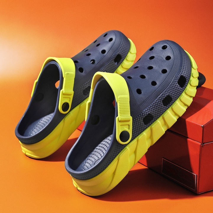 Men’s Slippers 102