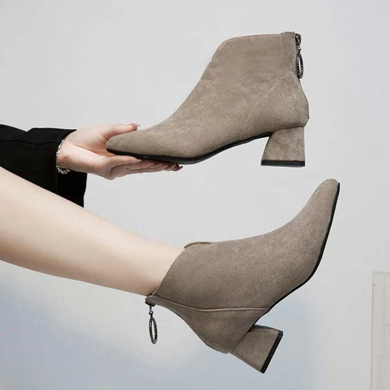 Women’s Boots 158