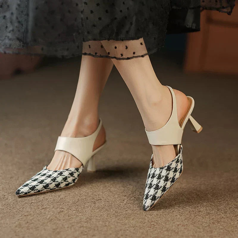 Women’s Sandals 157