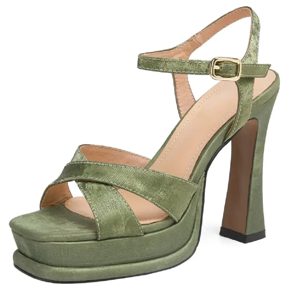 Women’s Heels 222