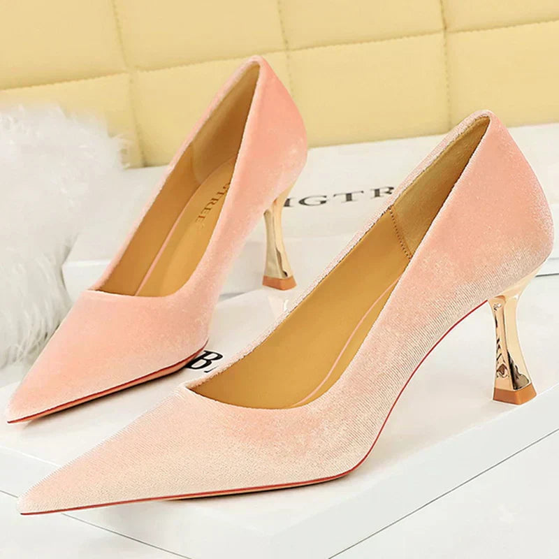 Women’s Heels 145