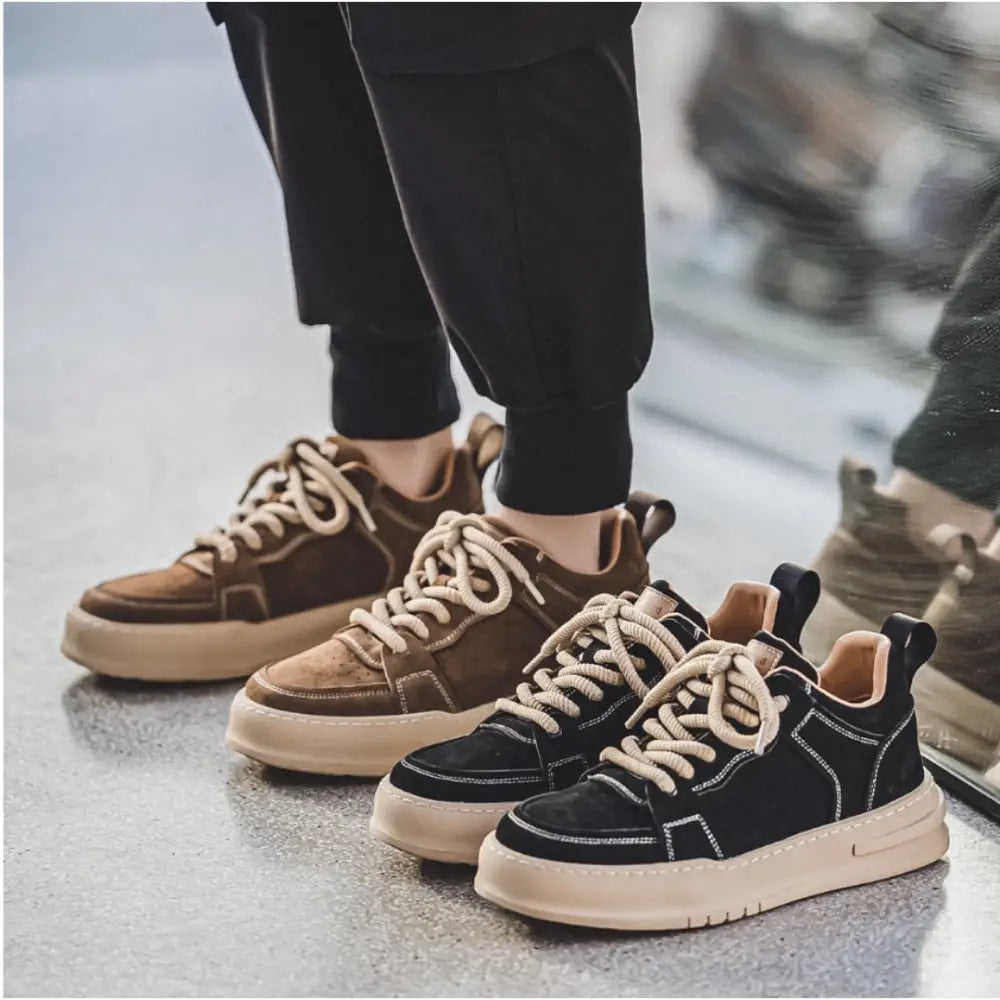 Men’s Sneakers 555
