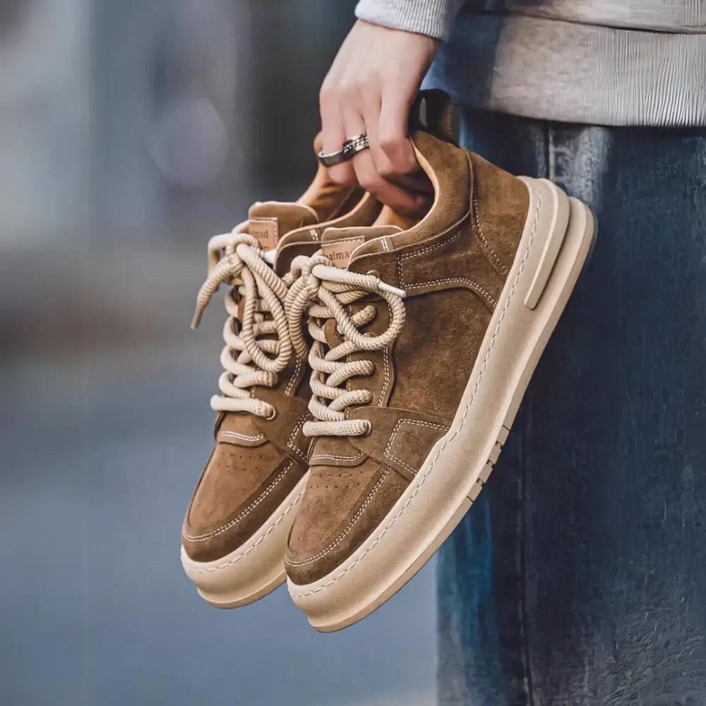 Men’s Sneakers 555