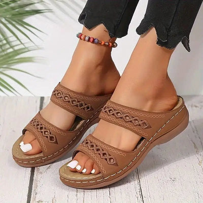 Women’s Slippers 226