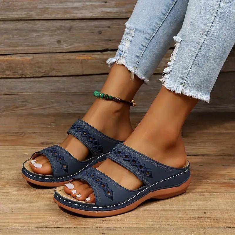 Women’s Slippers 226