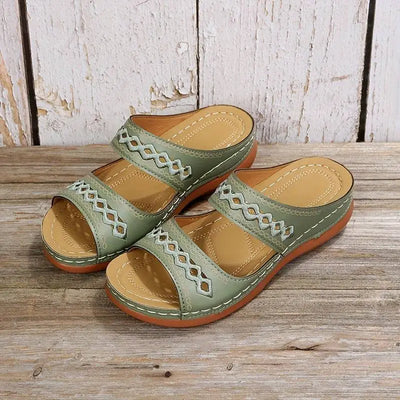 Women’s Slippers 226