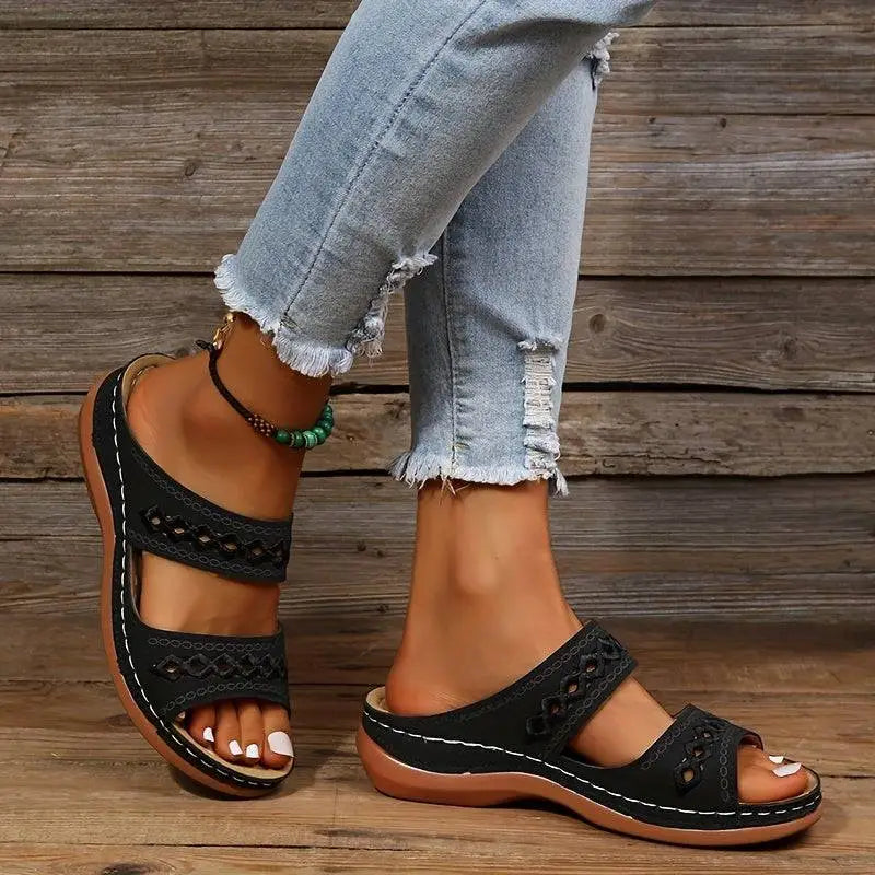 Women’s Slippers 226