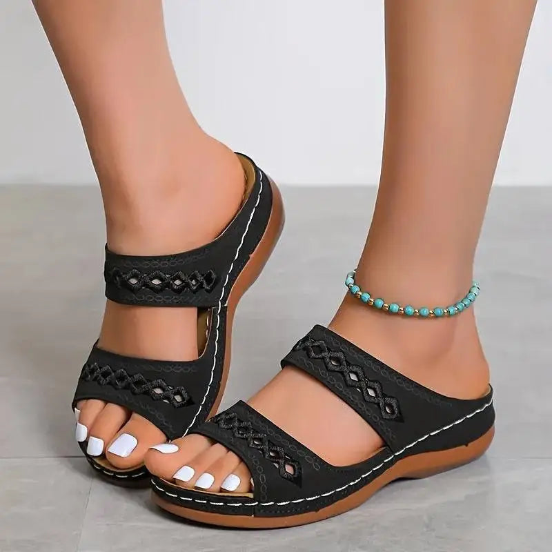 Women’s Slippers 226