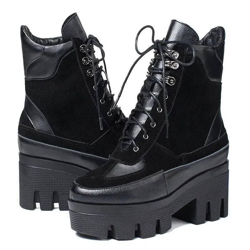 Women’s Boots 323