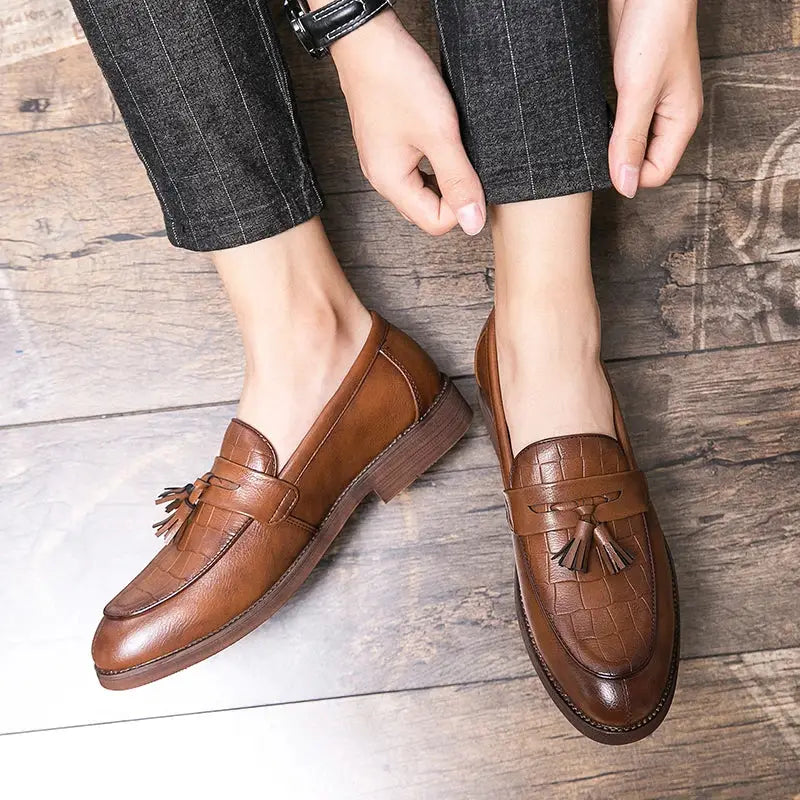 Men’s Shoes 240