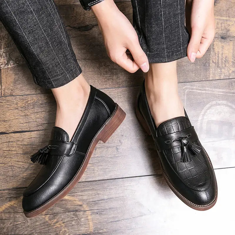 Men’s Shoes 240