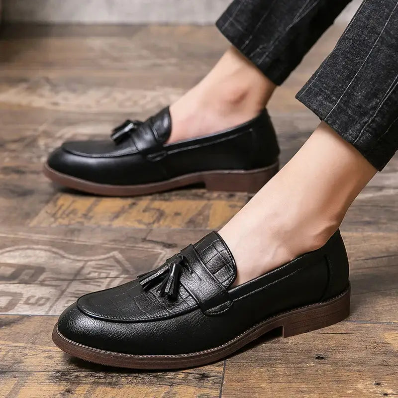 Men’s Shoes 240