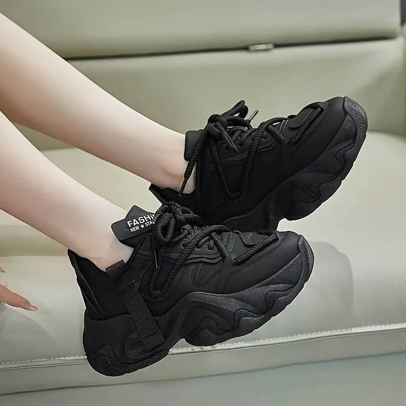 Women’s Sneakers 209