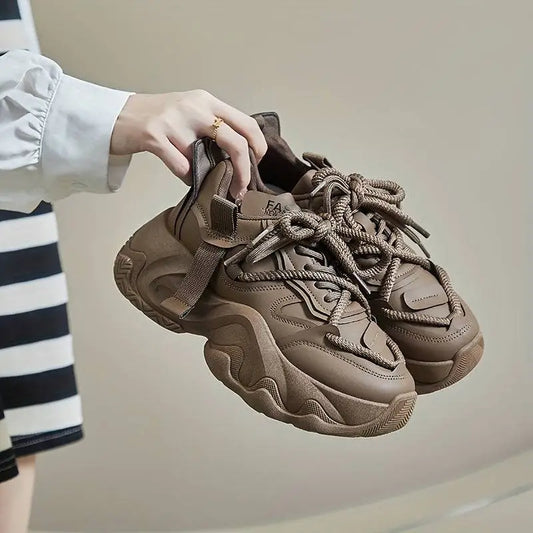 Women’s Sneakers 209