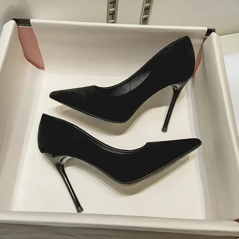 Women’s Heels 195