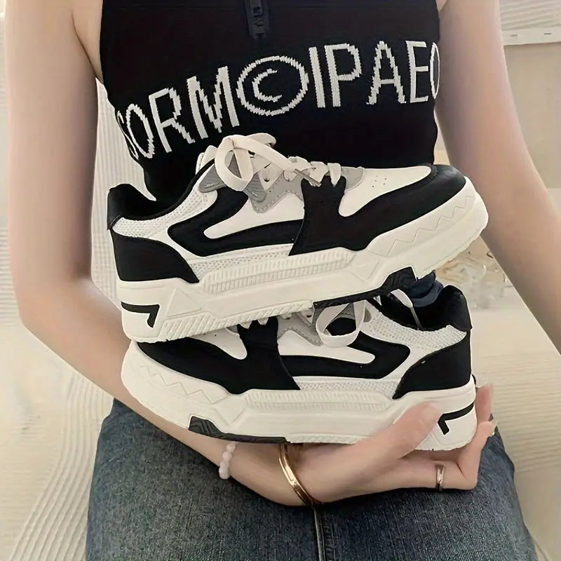 Women’s Sneakers 192