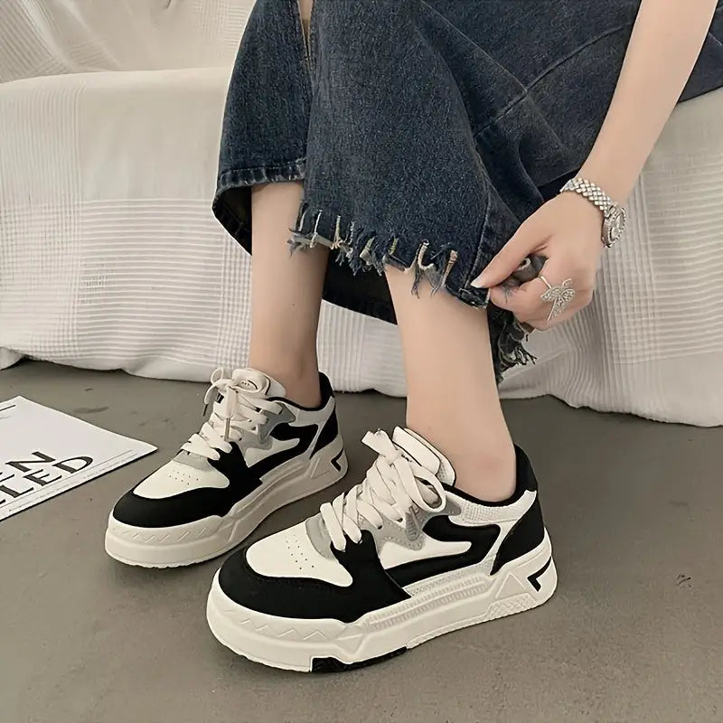 Women’s Sneakers 192