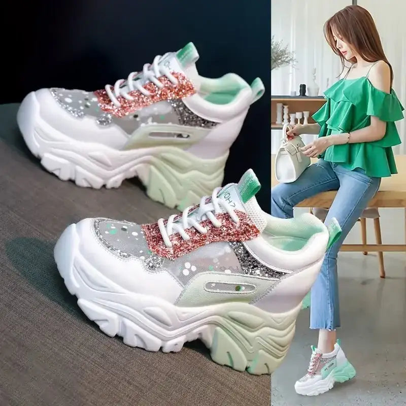 Women’s Sneakers 144